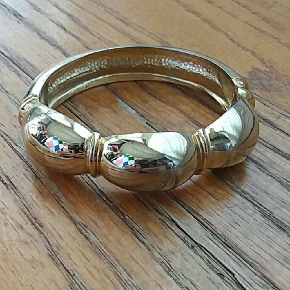 Vintage Gold Hinge Bangle